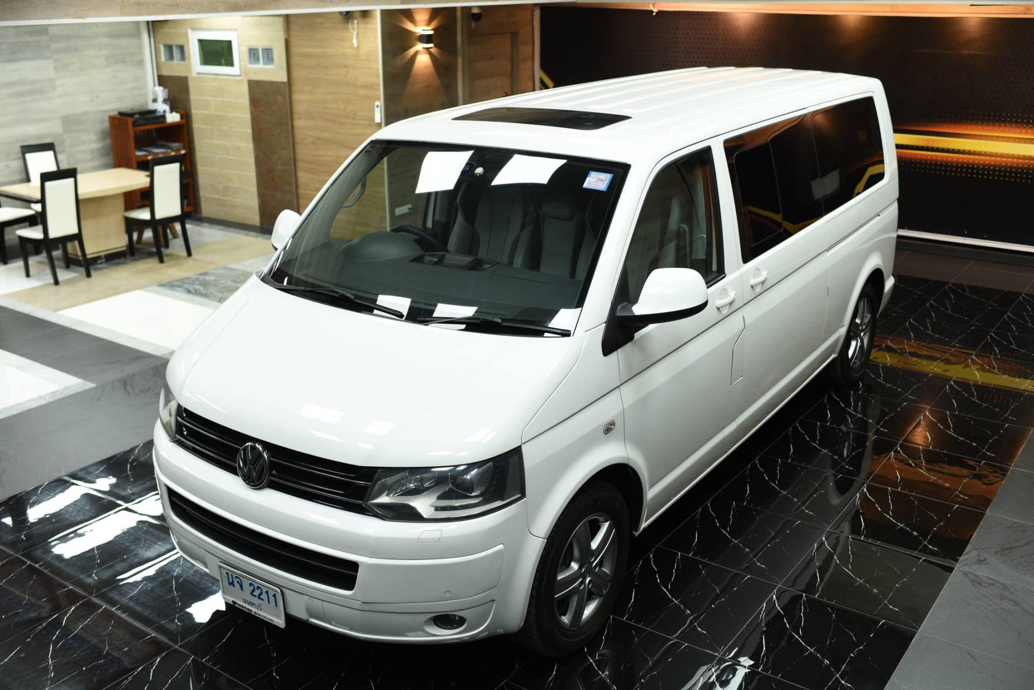 2014 Volksawagen Caravelle 2.0TDi Facelift 11 ที่นังแท้ - Image 13
