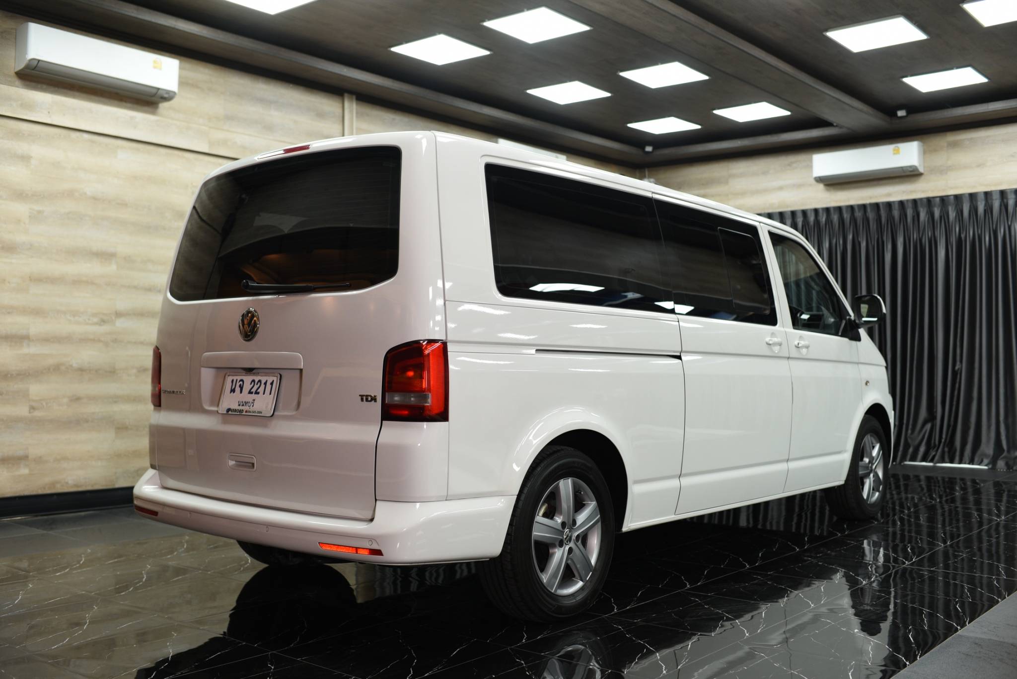2014 Volksawagen Caravelle 2.0TDi Facelift 11 ที่นังแท้ - Image 15