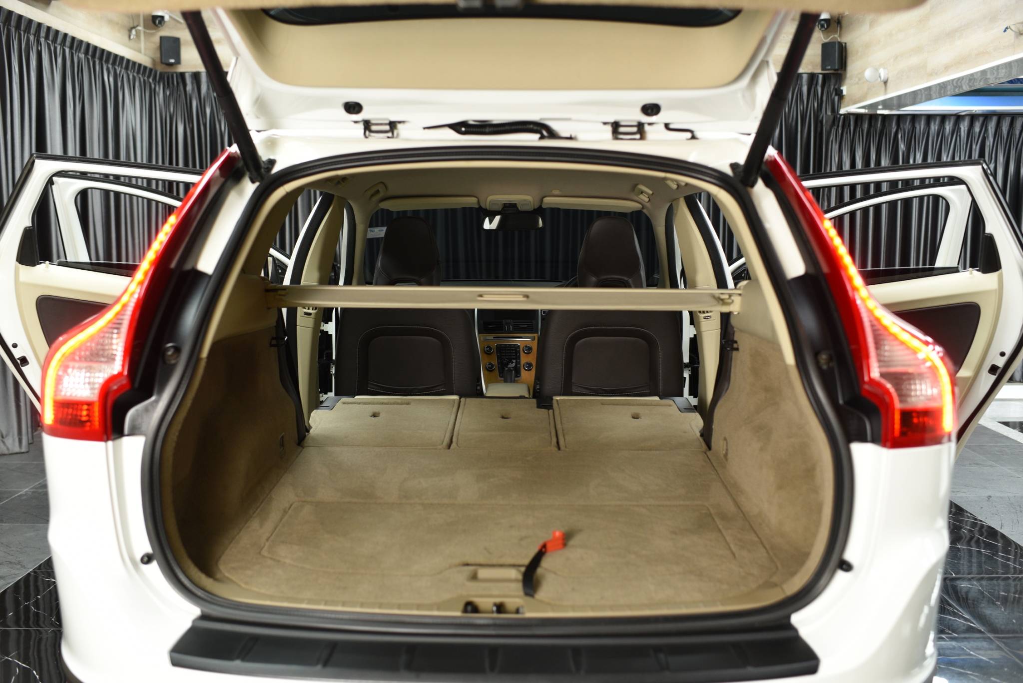 2013 Volvo Xc60 D3 - Image 9