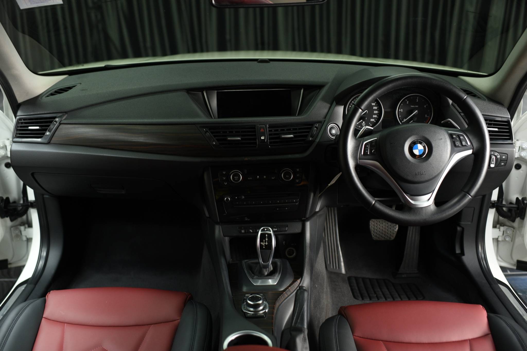 2013 BMW X1 Sdrive 20d XLine LCi - Image 14