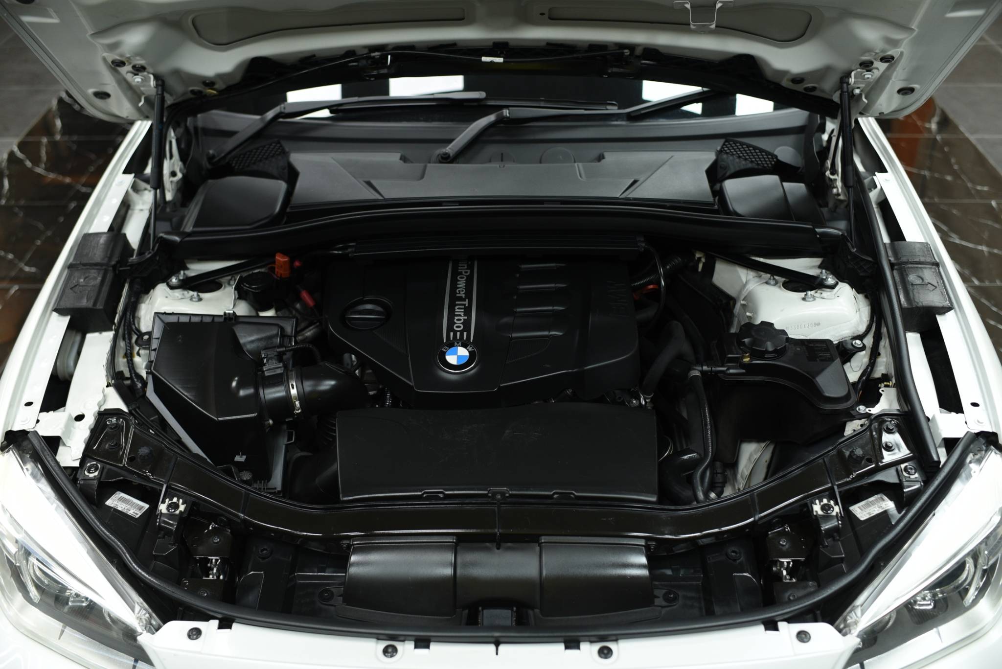 2013 BMW X1 Sdrive 20d XLine LCi - Image 15