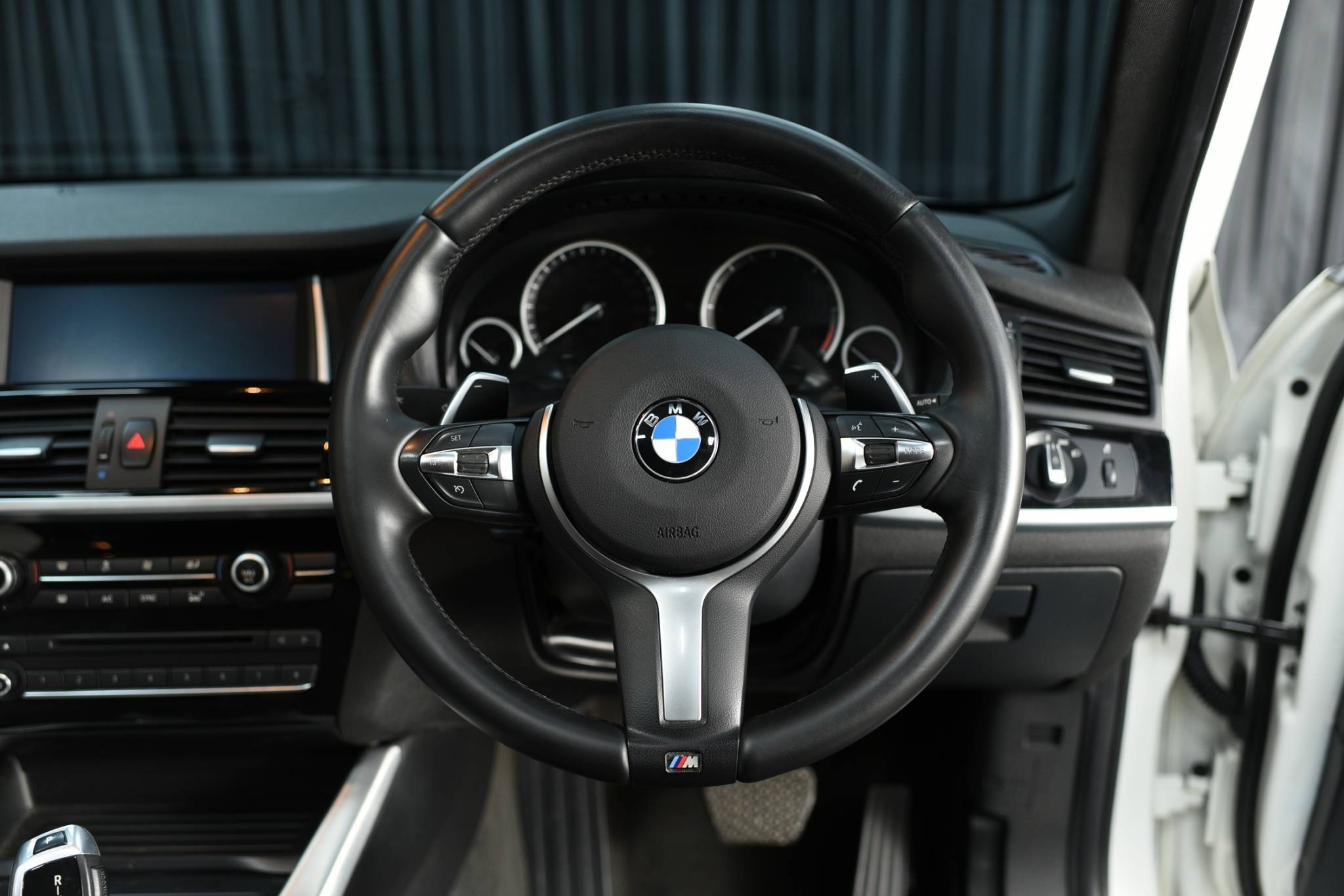 BMW X3 xDrive20d M Sport LCI ปี 2017 - Image 12