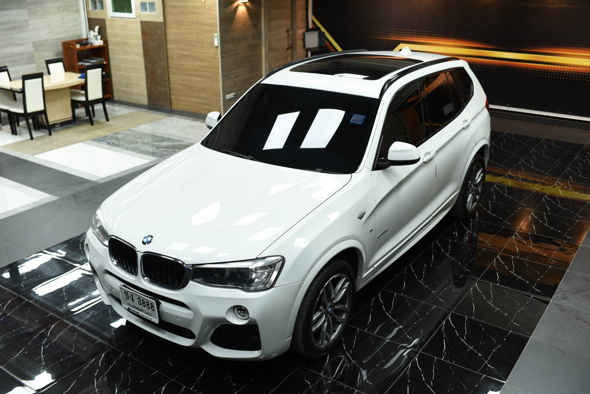 BMW X3 xDrive20d M Sport LCI ปี 2017 - Image 3