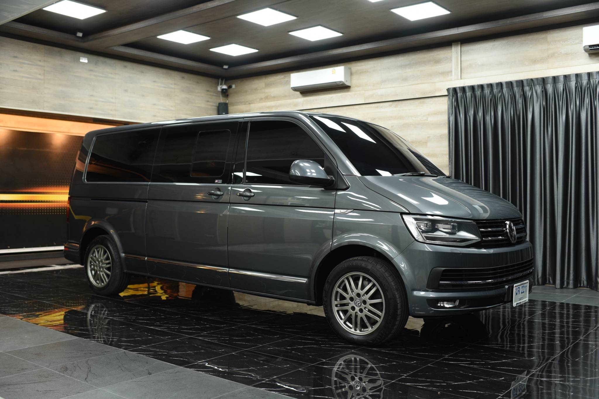 2018 Volkswagen Caravelle T6 ดีเซล 2.0 BiTurbo - Image 3