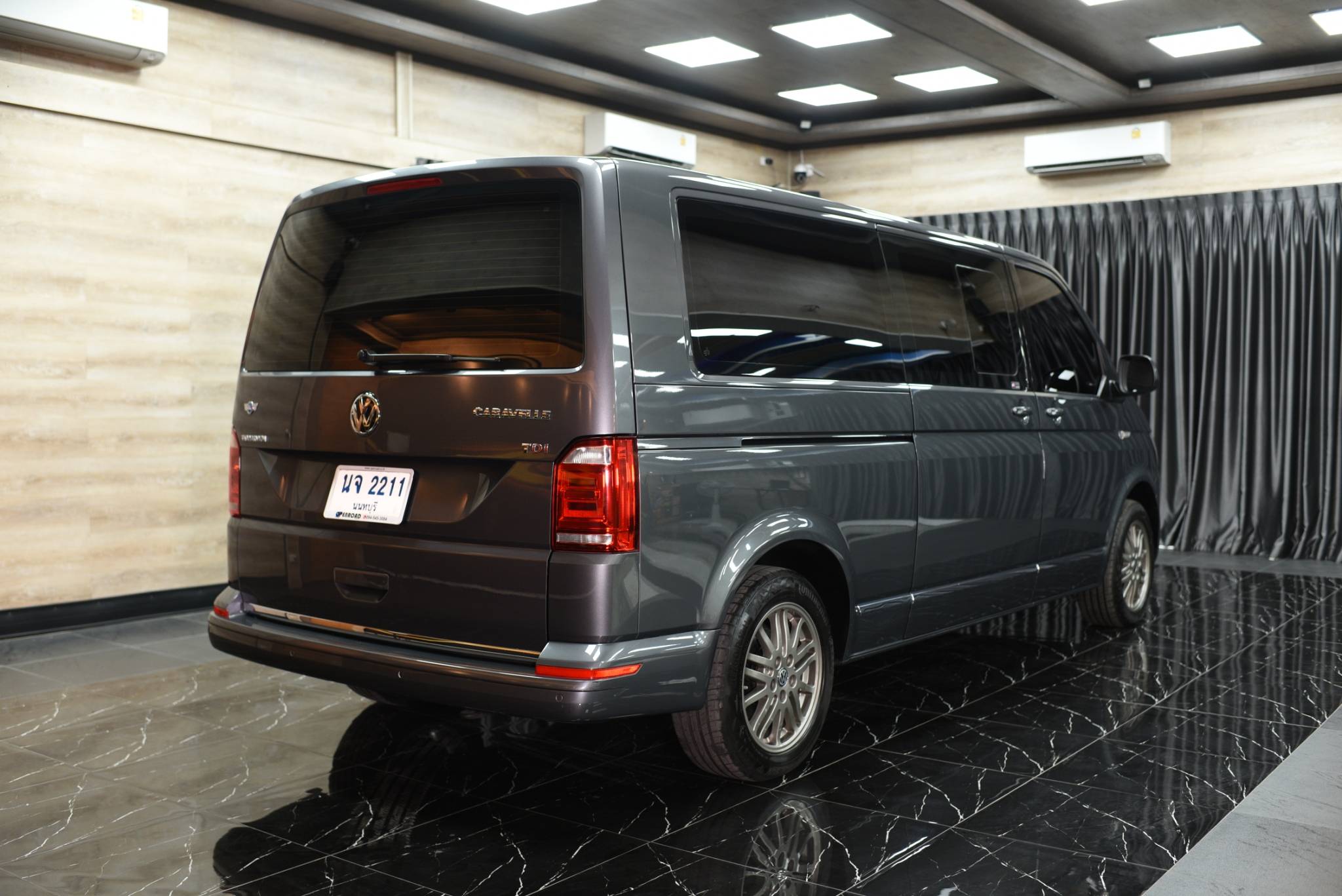 2018 Volkswagen Caravelle T6 ดีเซล 2.0 BiTurbo - Image 5