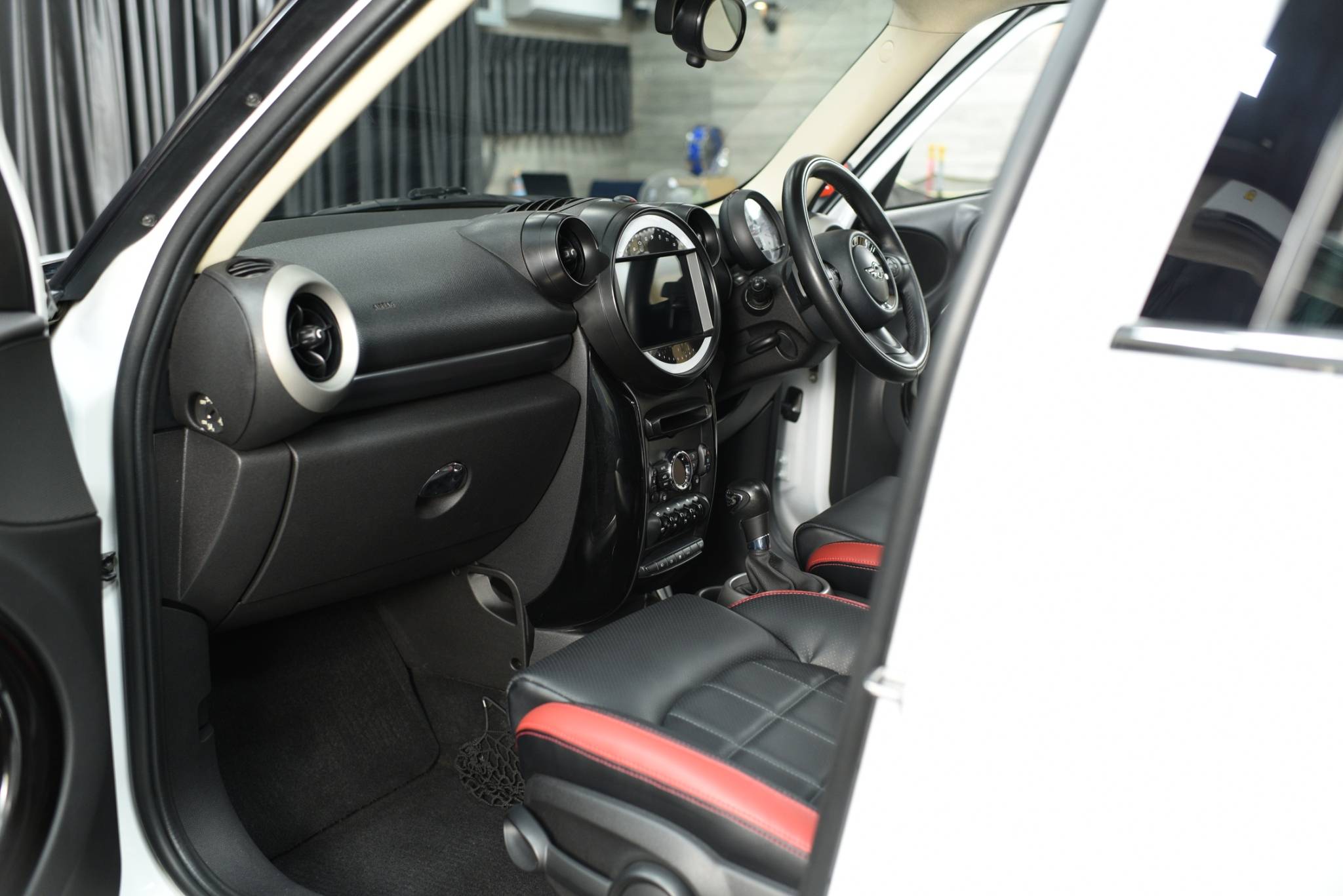 Mini Cooper S countryman ALL4 ปี 2012 - Image 10