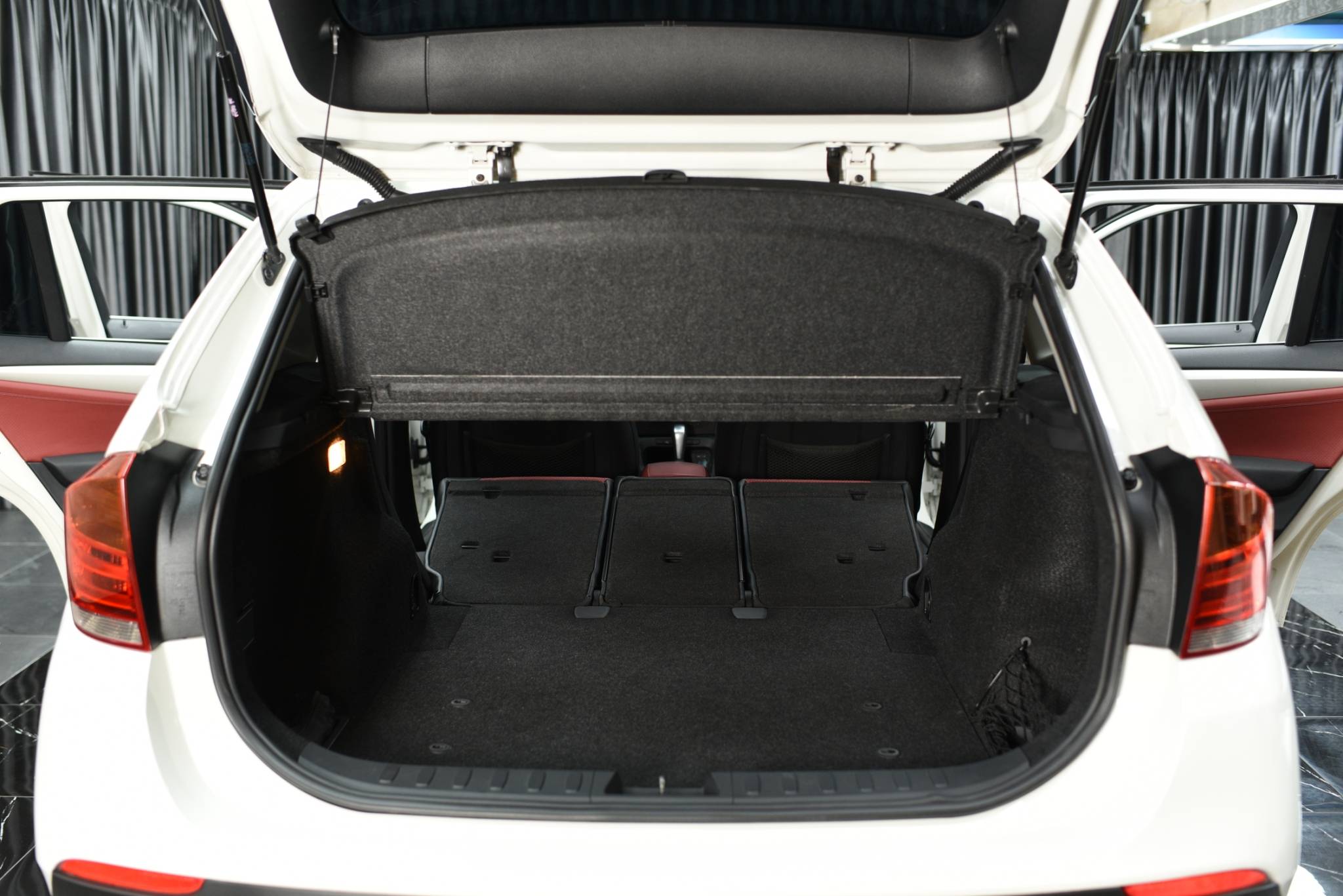 BMW X1 xDrive23d ปี 2011 ดีเซล ขับ4 หลังคาแก้ว ออฟชั่นแน่น - Image 6