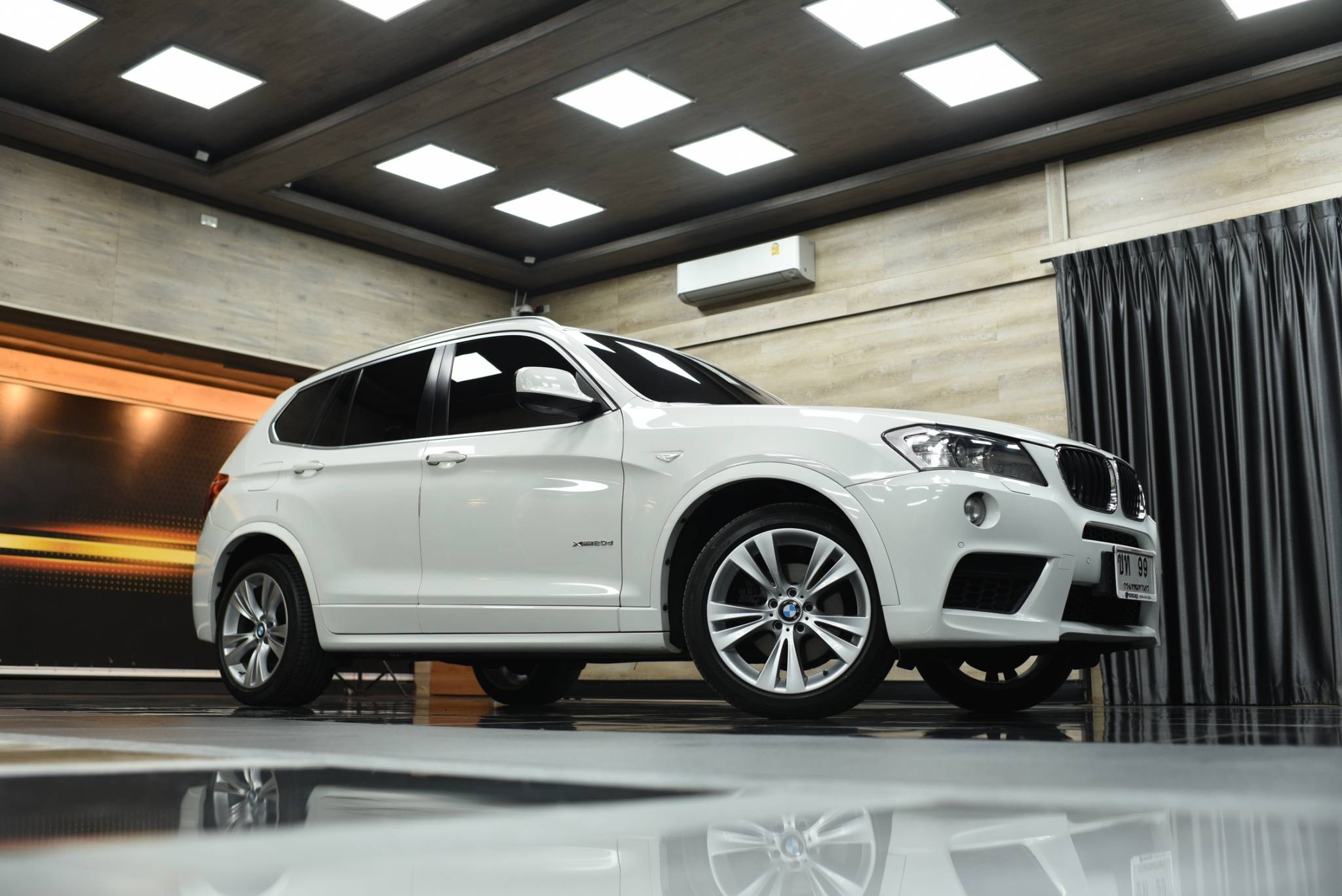 BMW X3 20d ปี 2011 MSPORT หลังคาแก้ว - Image 5
