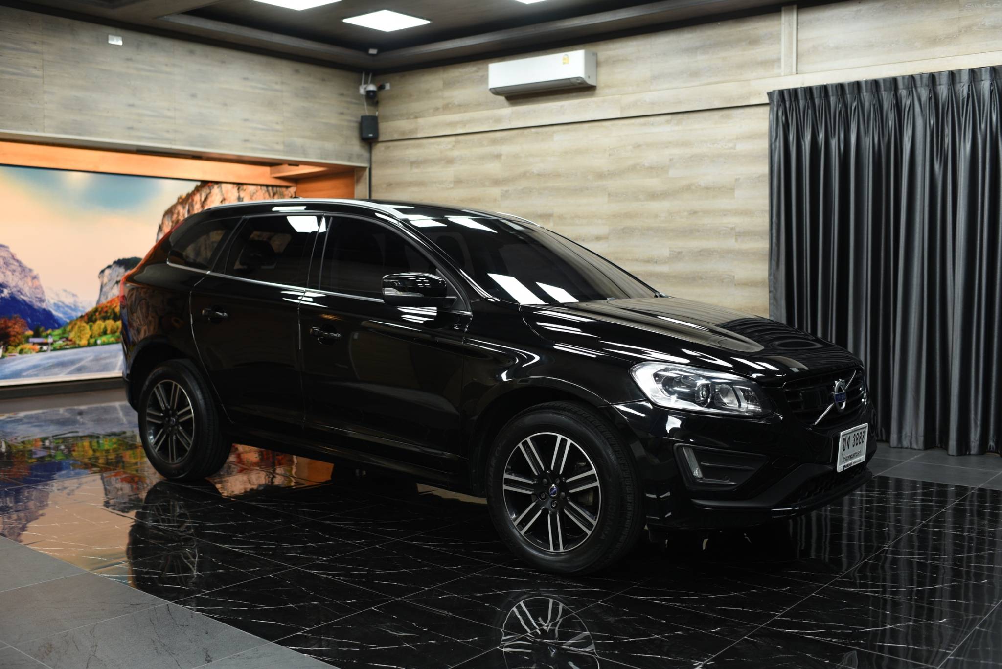 Volvo XC60 D4 2019 Dynamic - Image 2