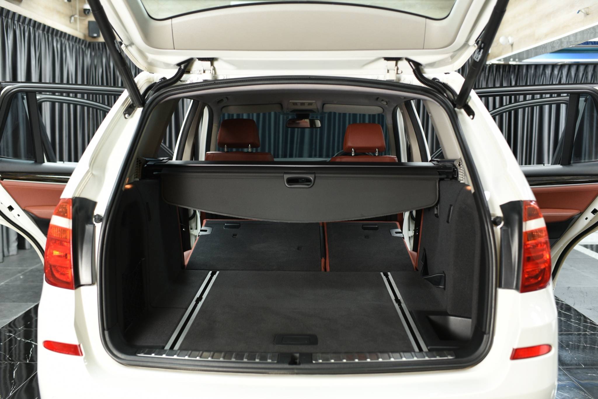 BMW X3 xDrive20d Highline 2.0d (โฉม F25) ปี 2014 - Image 5