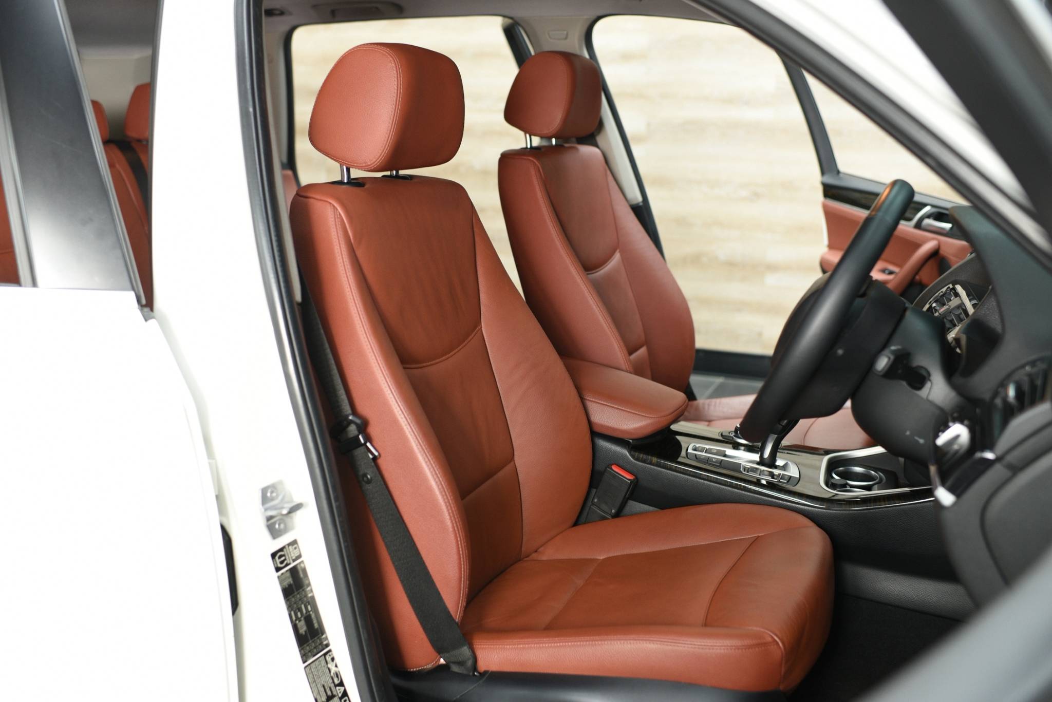 BMW X3 xDrive20d Highline 2.0d (โฉม F25) ปี 2014 - Image 8