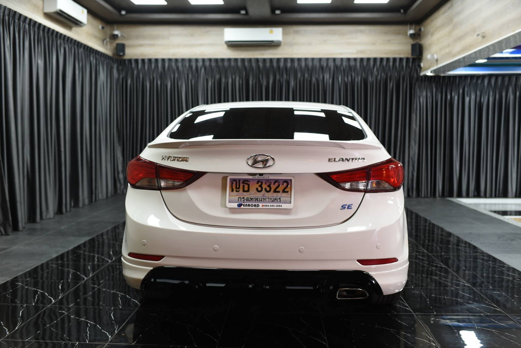 Hyundai Elantra 1.8 ES ปี 2016 - Image 3