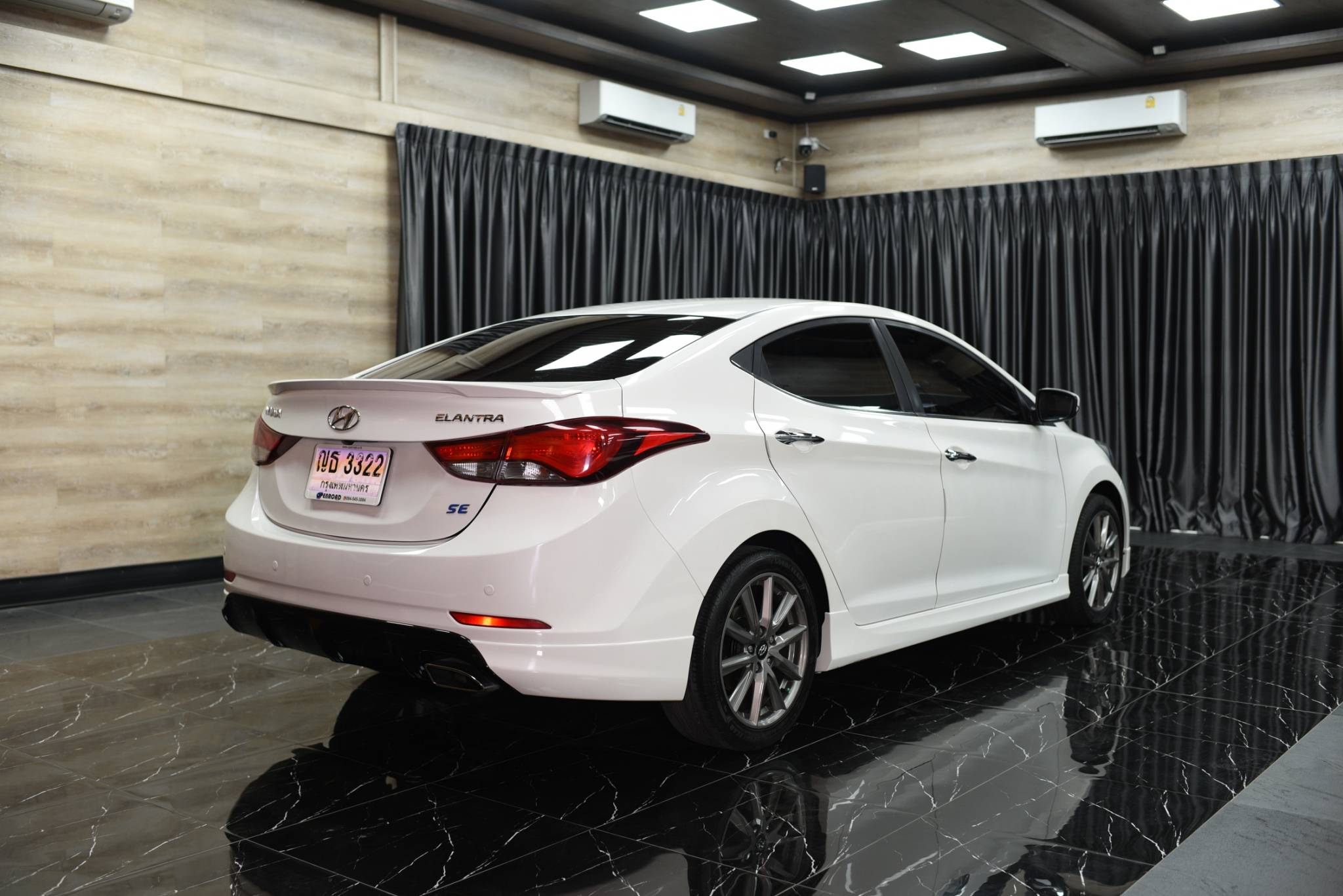 Hyundai Elantra 1.8 ES ปี 2016 - Image 4