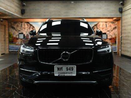 VOLVO XC90 D5 Momentum ปี 2017