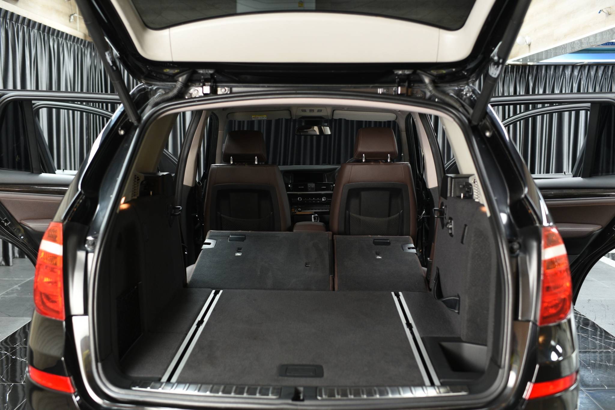 BMW X3 xDrive20d LCI ปี 2015 รุ่นTop Highline - Image 12