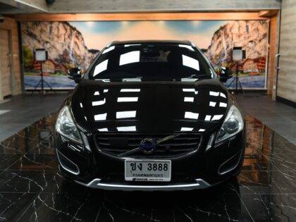 Volvo V60 Drive S ปี 2013
