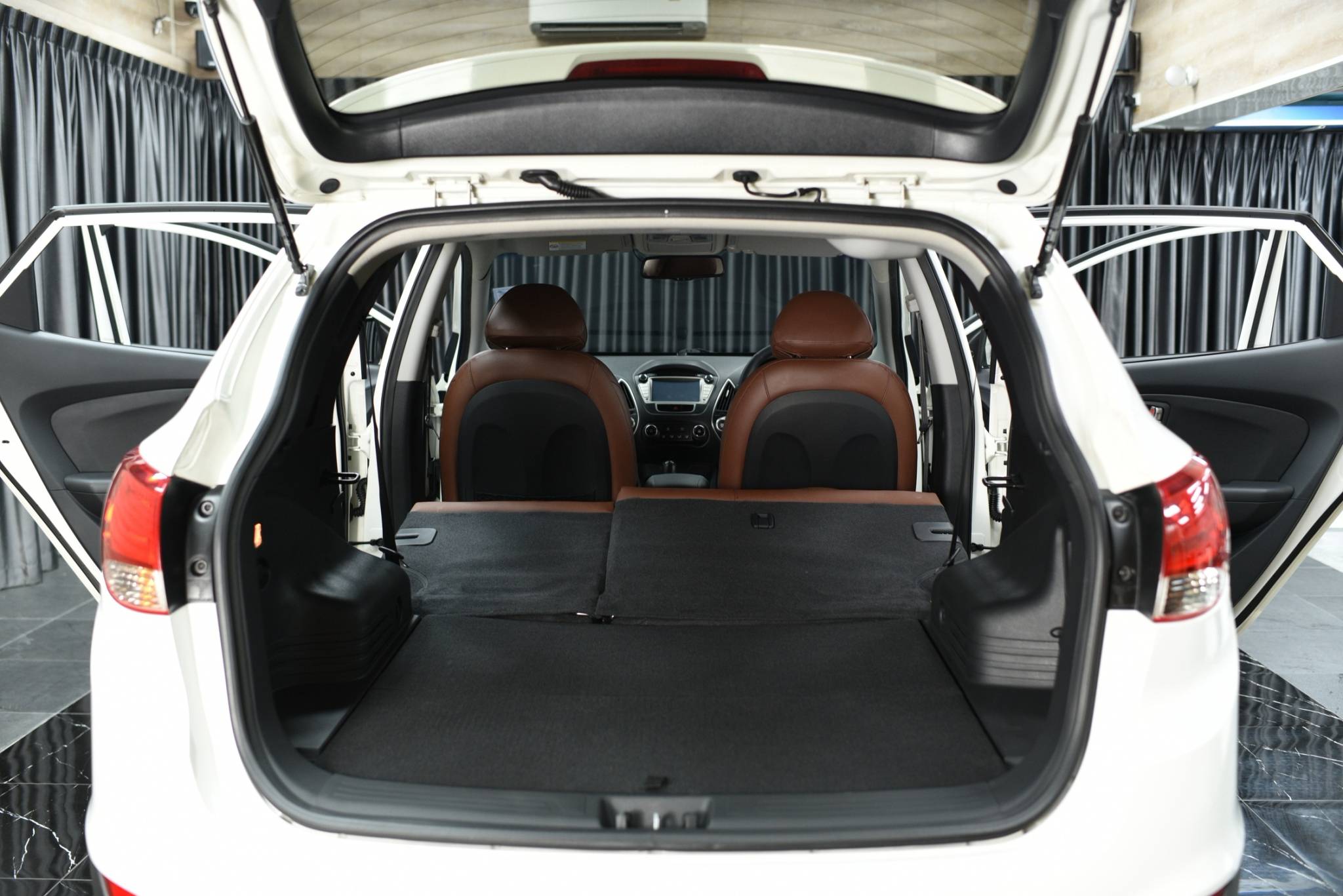 HYUNDAI TUCSON 2.0S ปี 2014 - Image 12