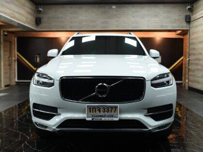 VOLVO XC90 D5 Momentum ปี 2017