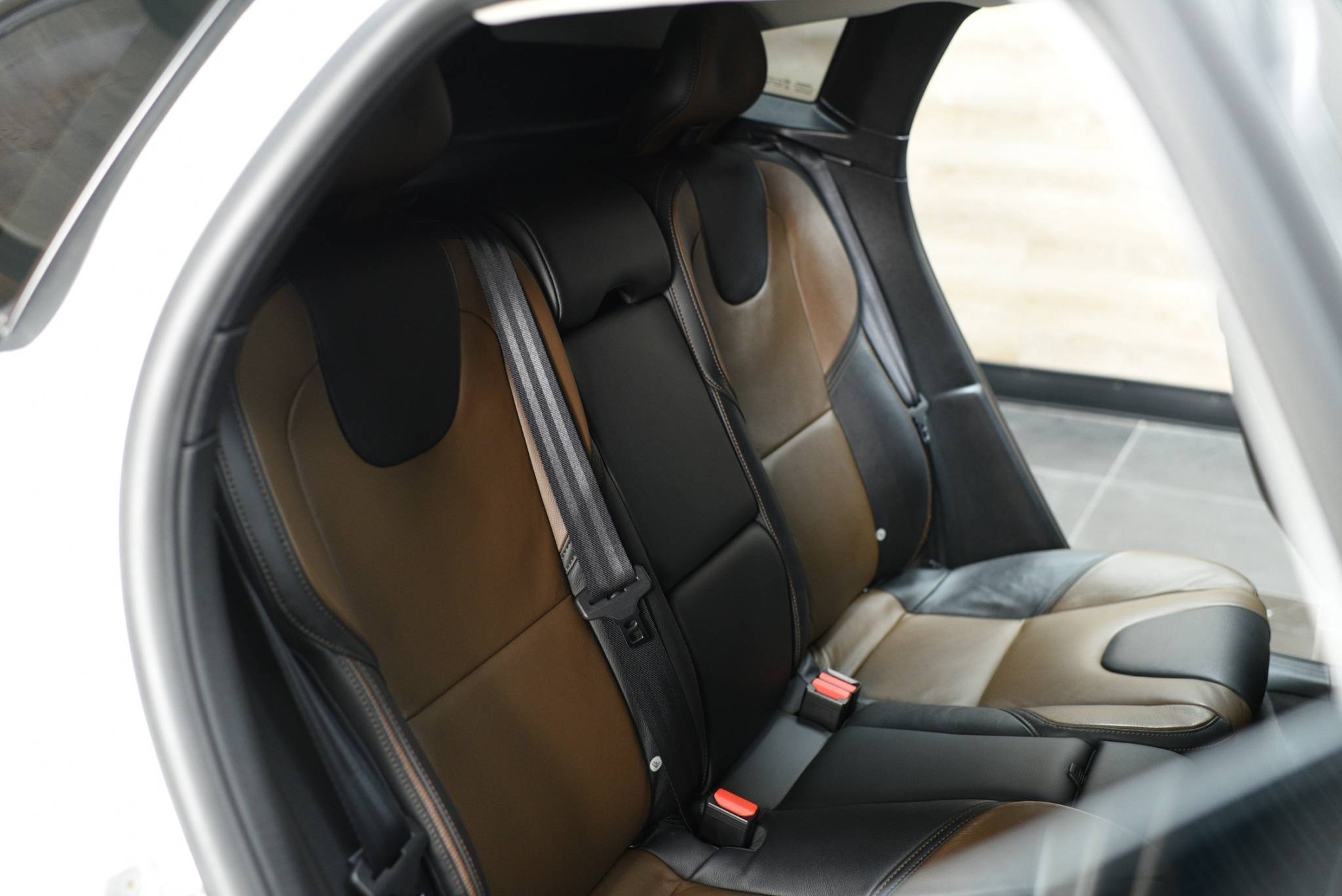Volvo V40 D4 ปี 2016 - Image 5