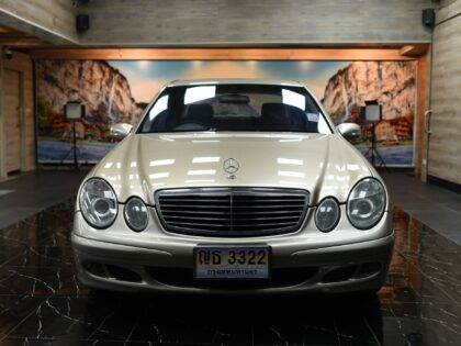 Mercedes Benz E220 CDi Classic ปี2004 รุ่นหายาก (W211)
