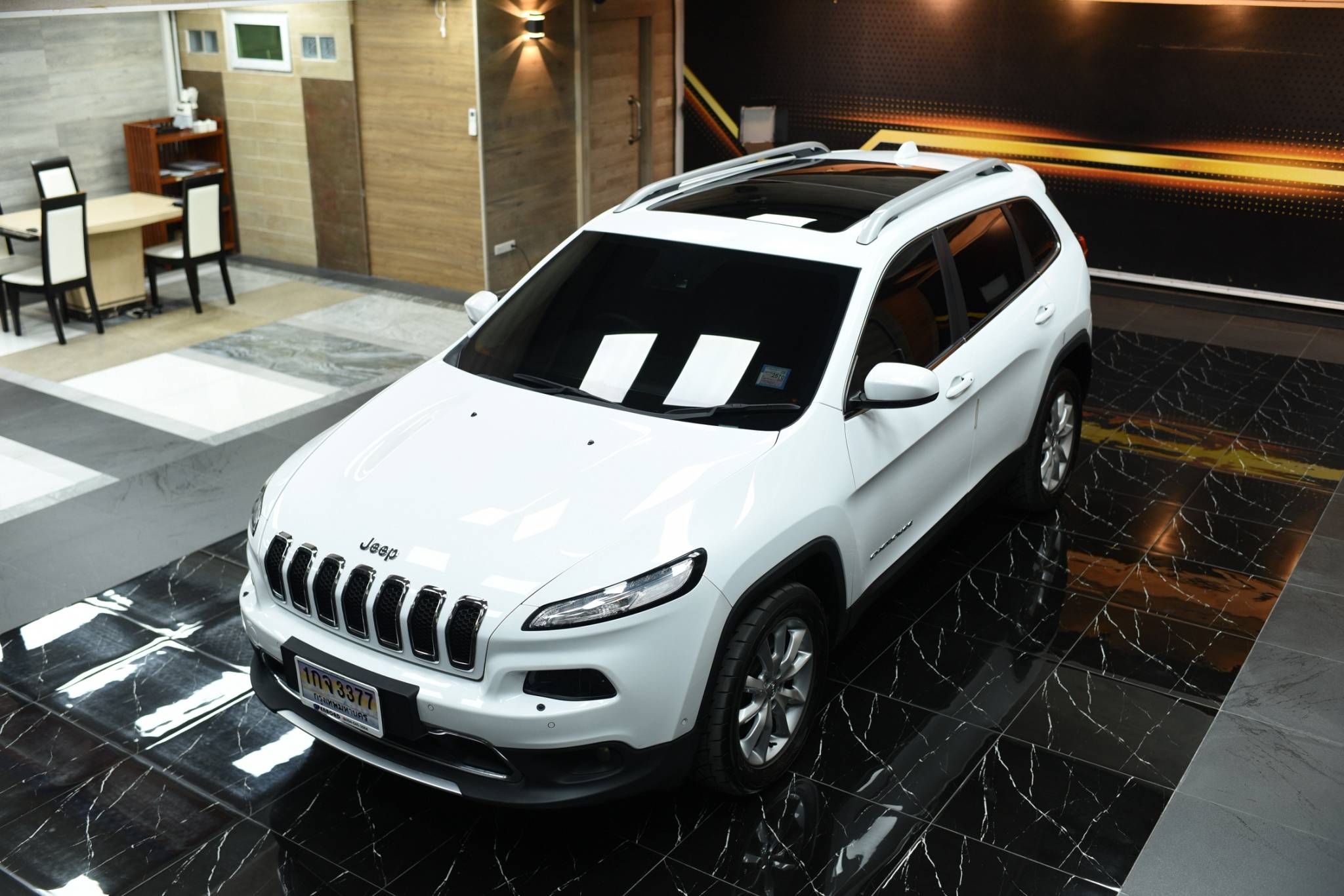 Jeep Cherokee Limited 2.0 Diesel 4WD ปี 2021 - Image 4