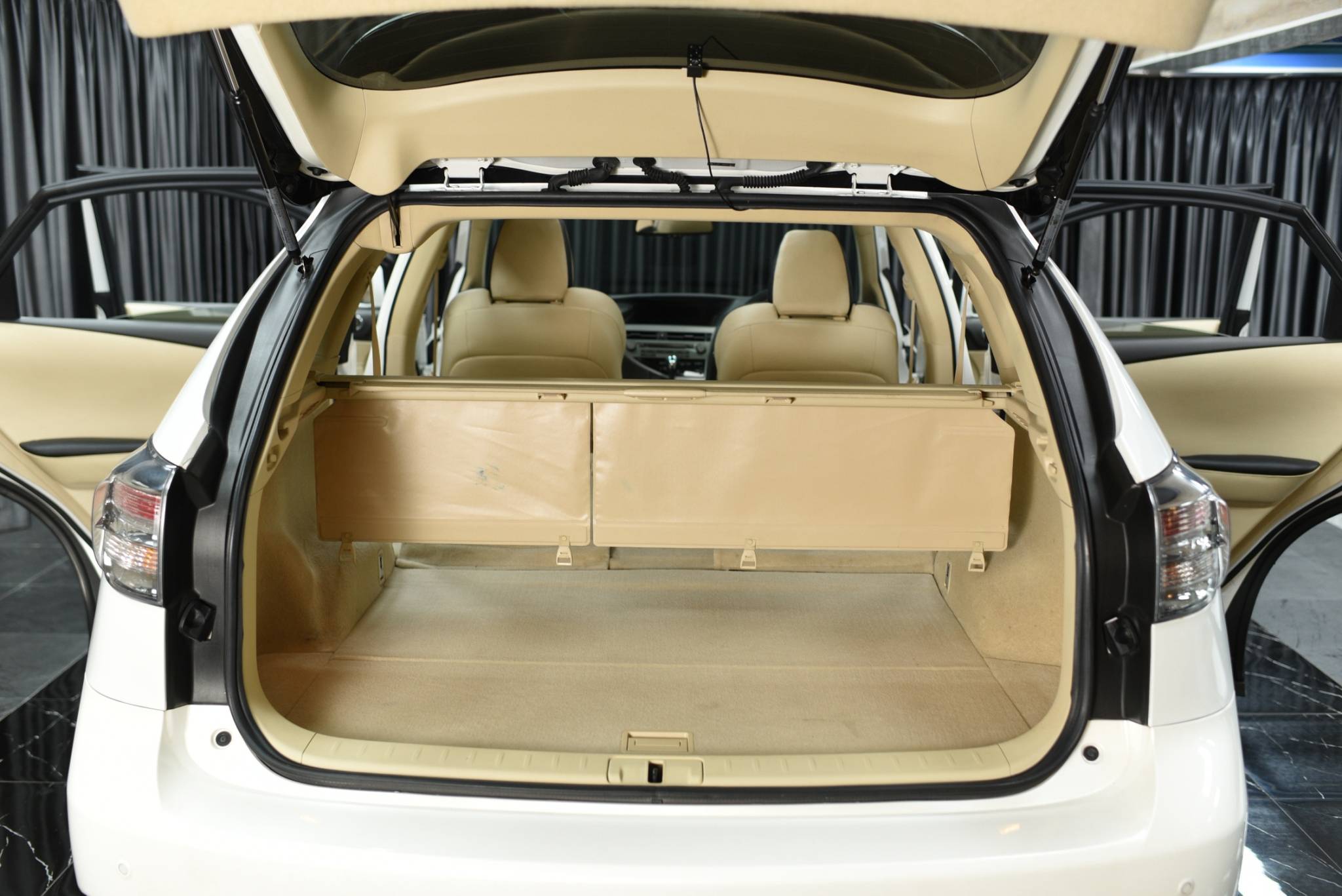 Lexus RX270 Moonroof ปี 2012 - Image 14