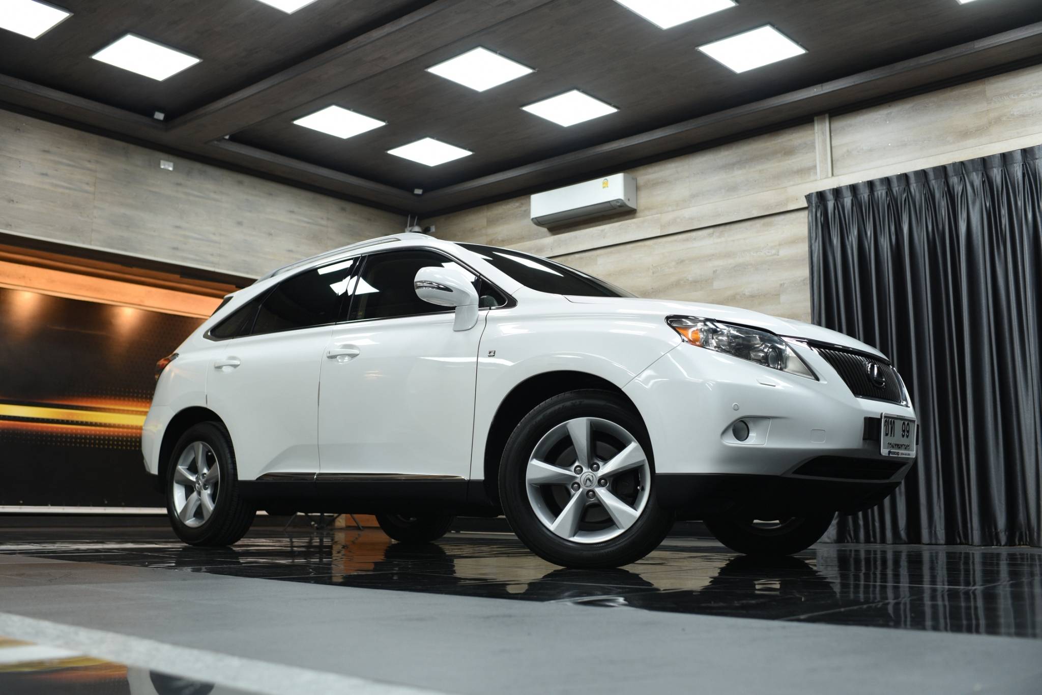 Lexus RX270 Moonroof ปี 2012 - Image 2