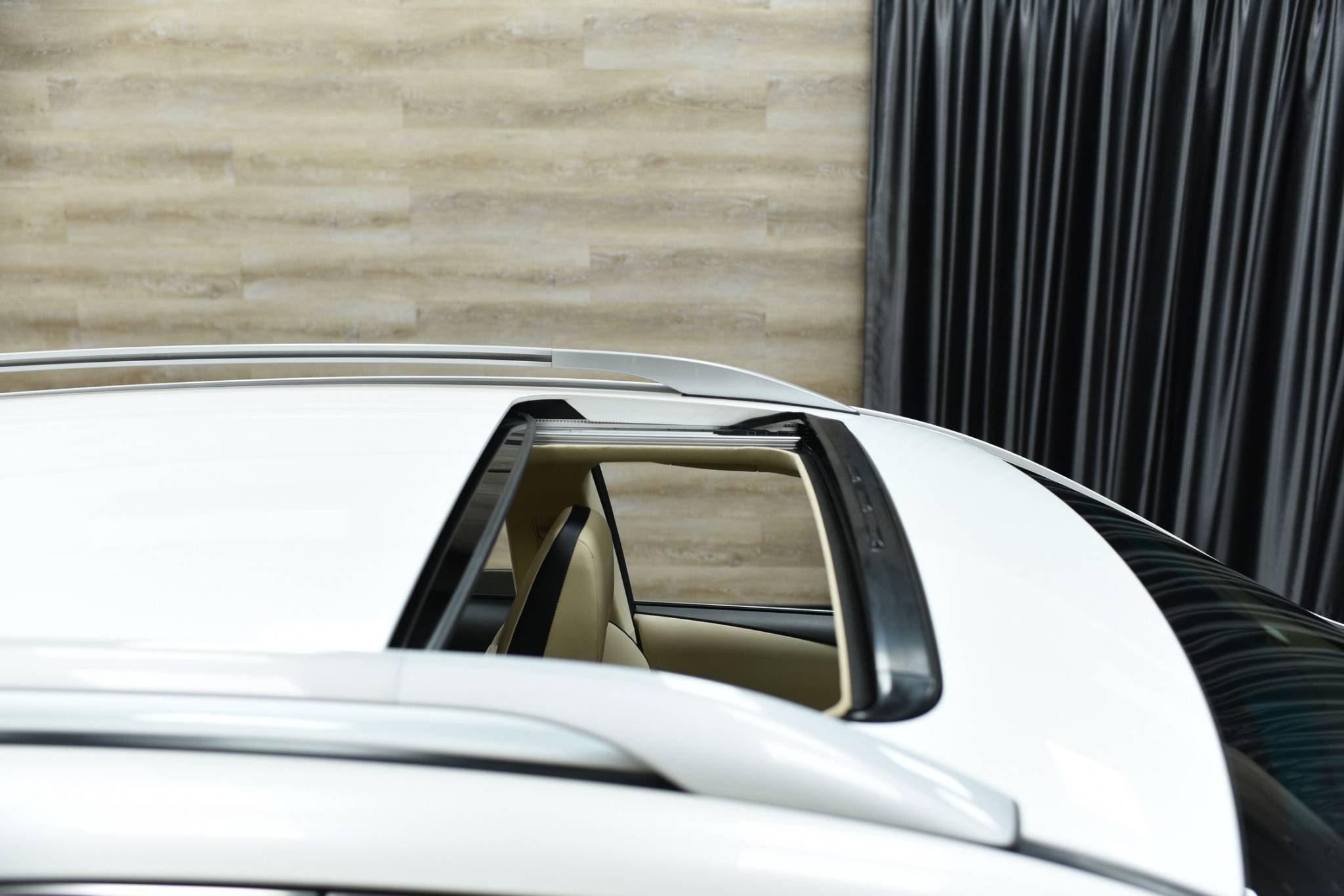 Lexus RX270 Moonroof ปี 2012 - Image 5